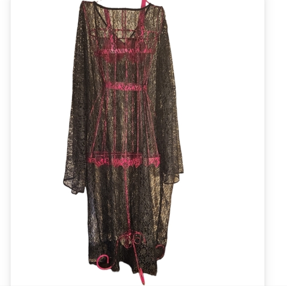 KIMO SLEEVE BLK.LACE V NECK FLOWEY VINTAGE COVER UP. - Picture 2 of 11